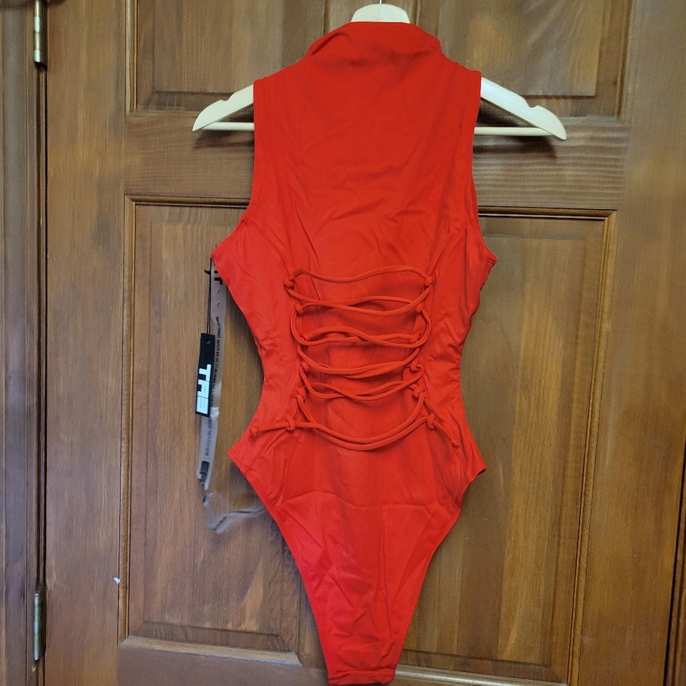 TA3 Hi Cut Sleeveless Surfy - Picture 11 of 13